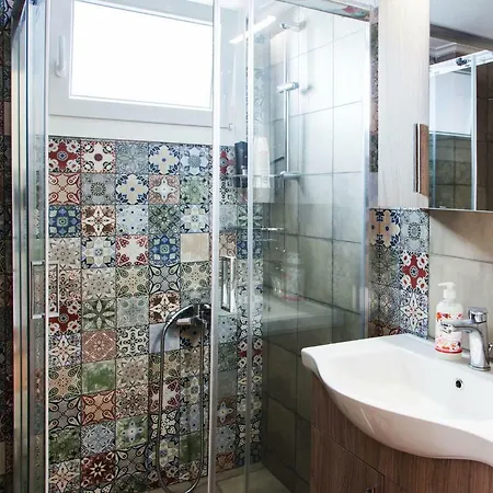 Garden House Kavala, Modern With Bbq, Motorcycle Parking & Access Appartement