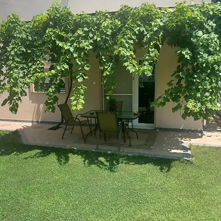 شقة Garden House Kavala, Modern With Bbq, Motorcycle Parking & Access