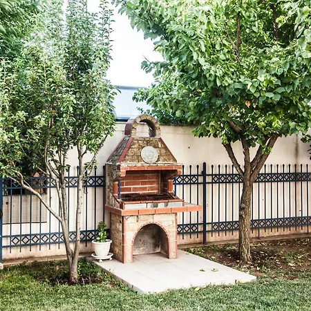 Garden House Kavala, Modern With Bbq, Motorcycle Parking & Access شقة