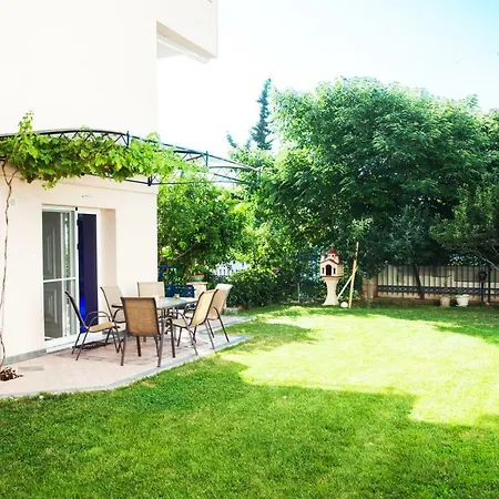 Garden House Kavala, Modern With Bbq, Motorcycle Parking & Access Apartment *