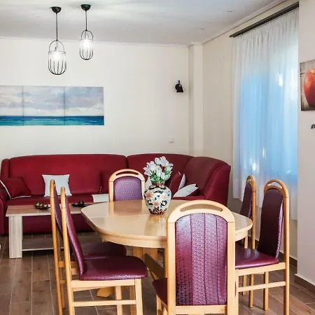 Garden House Near The Sea Kavala