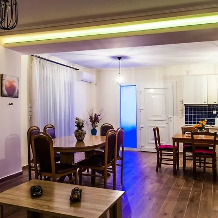 Garden House Kavala, Modern With Bbq, Motorcycle Parking & Access *