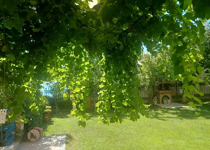 Garden House Kavala, Modern With Bbq, Motorcycle Parking & Access *