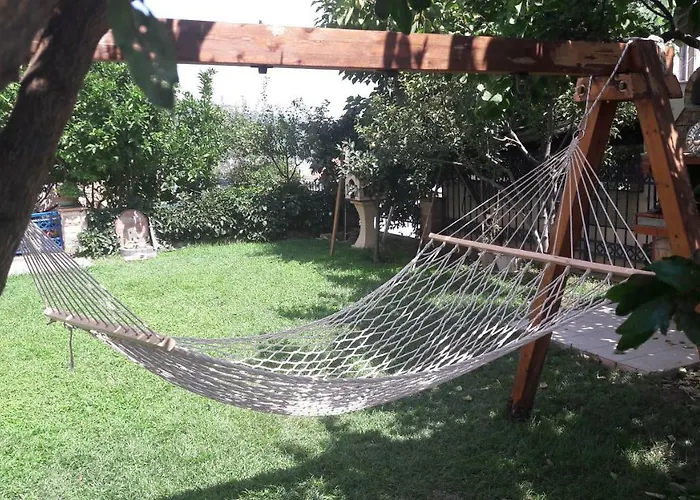Garden House Kavala, Modern With Bbq, Motorcycle Parking & Access Apartamento Kavala