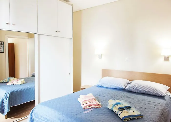 Apartamento Garden House Kavala, Modern With Bbq, Motorcycle Parking & Access *